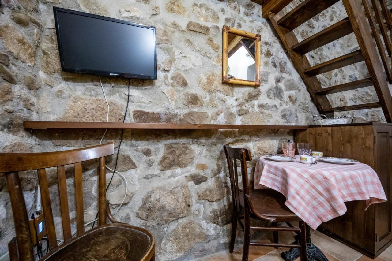 La Stalla Cefalù Exteriör bild