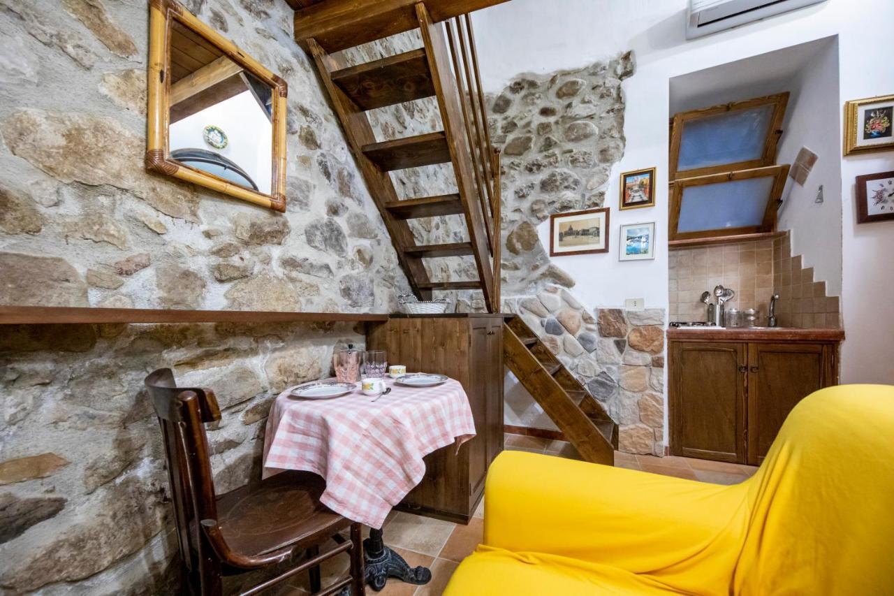 La Stalla Cefalù Exteriör bild